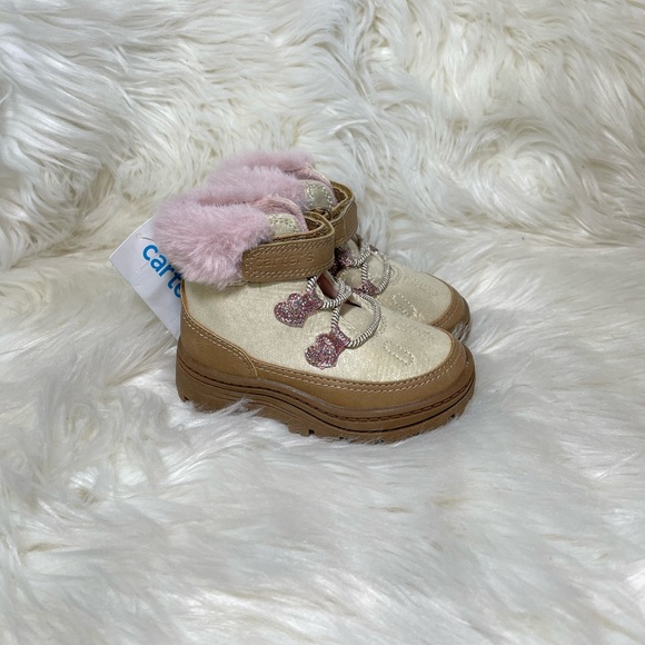 Brand new Carter's toddler snow boots! - Picture 2 of 4